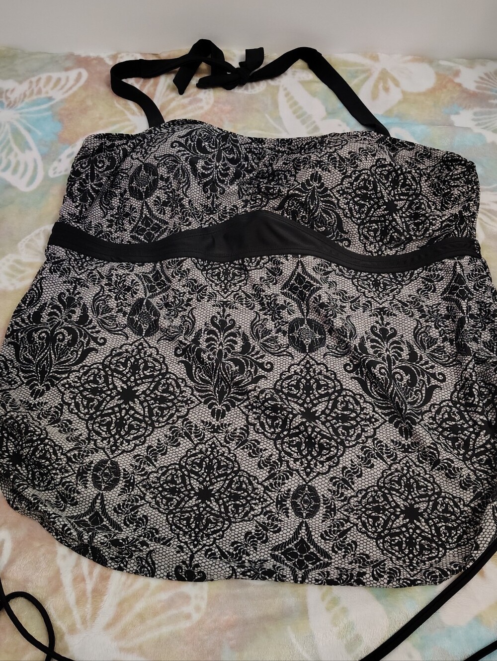 Pure Energy Black and White Patterned Women’s Swim Top